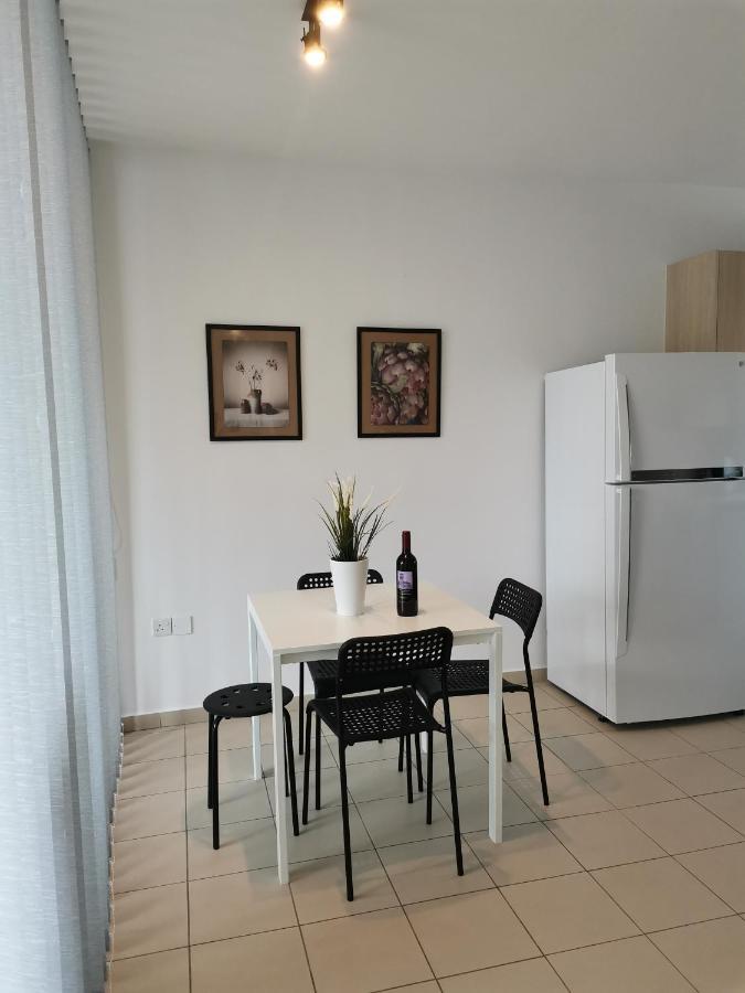 City Flats 308 ลาร์นาคา ภายนอก รูปภาพ