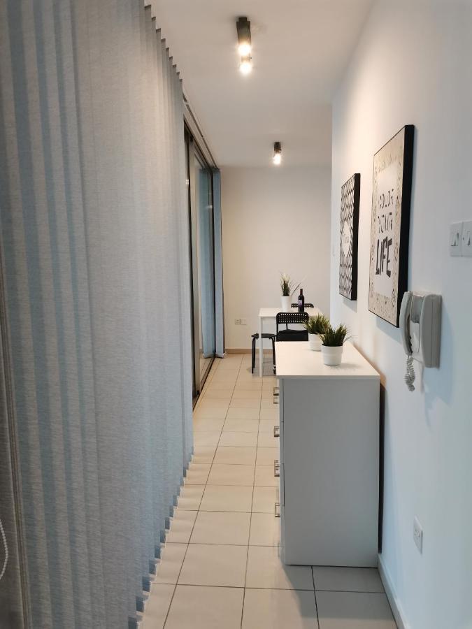 City Flats 308 ลาร์นาคา ภายนอก รูปภาพ